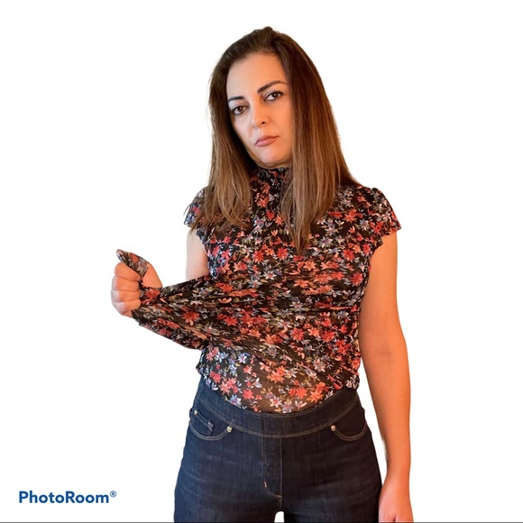 I.N. Smocked Neck Ditsy Floral Print Blouse Top - Picture 2 of 13